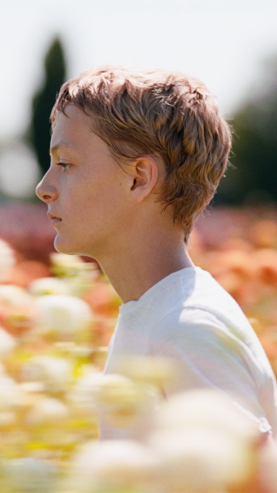 Close Trailer Thumbnail Unconstrained 1 Short 916 Mobile